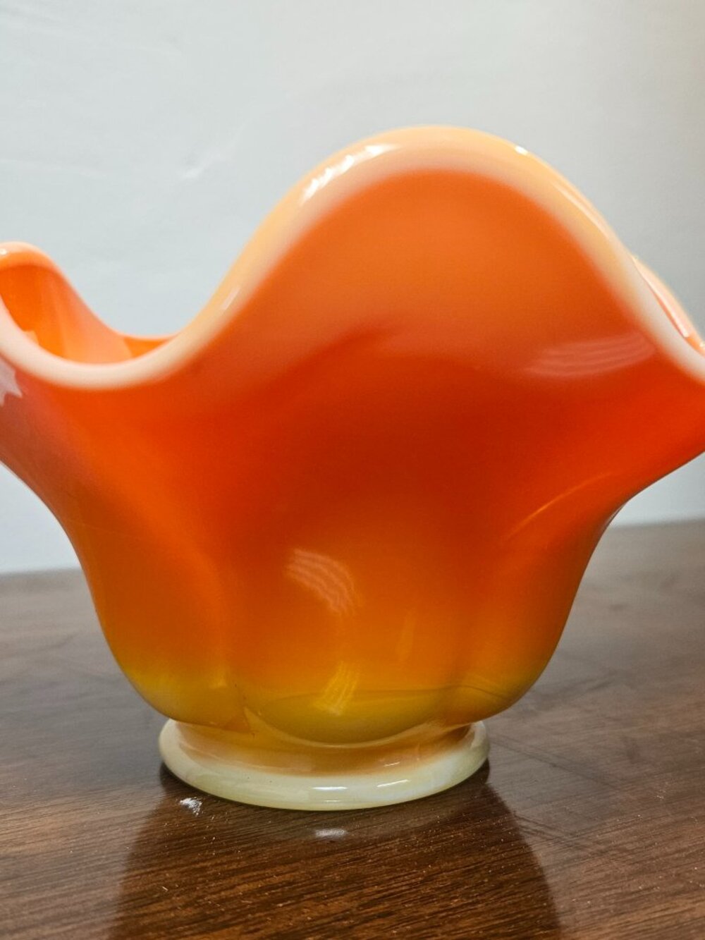 Vintage LE Smith Bittersweet Orange Slag Glass Ruffled Bowl MCM